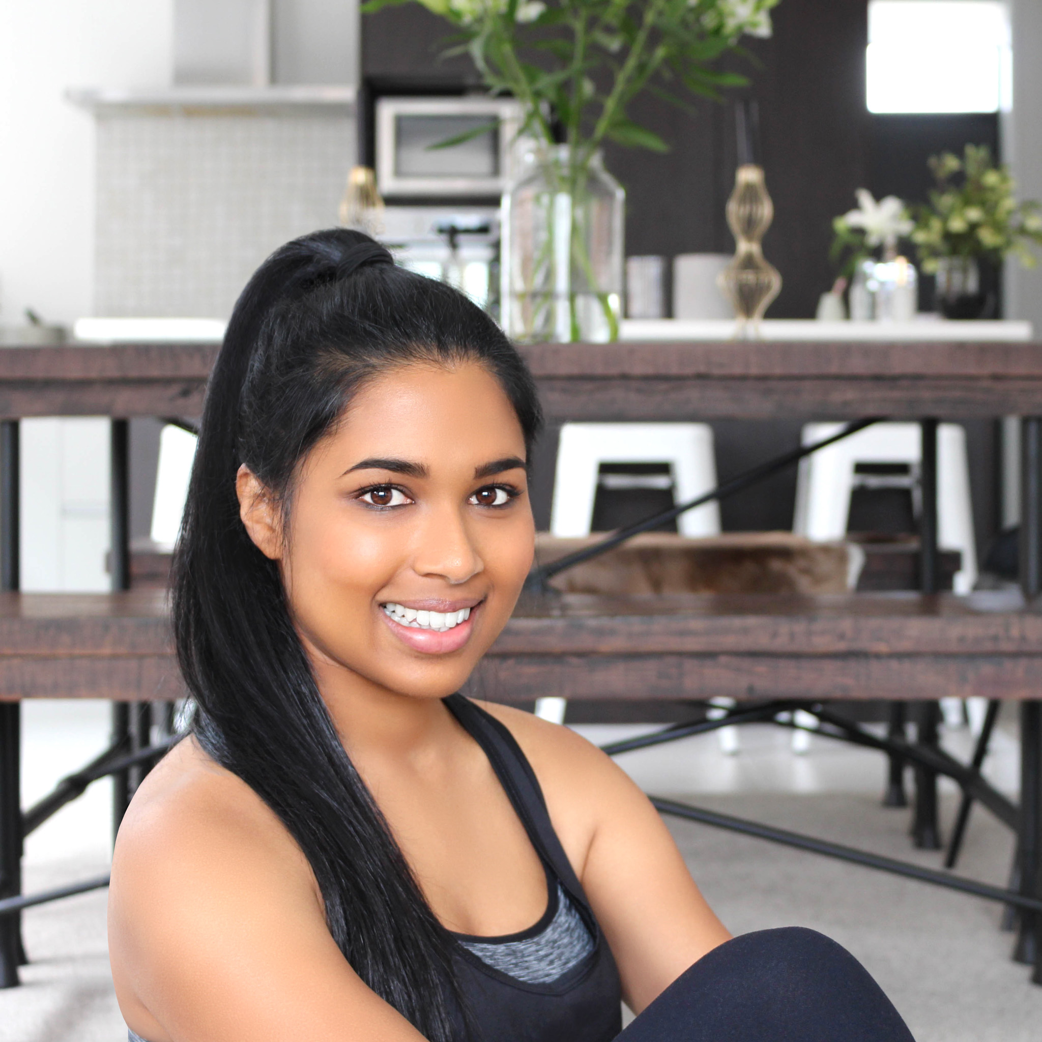 Mobile physiotherapist providing in-home treatment to a client
